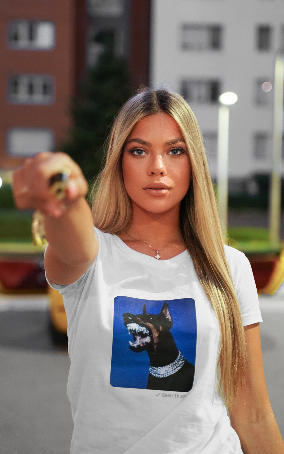 Doberman - Bela Ženska Streetwear Majica