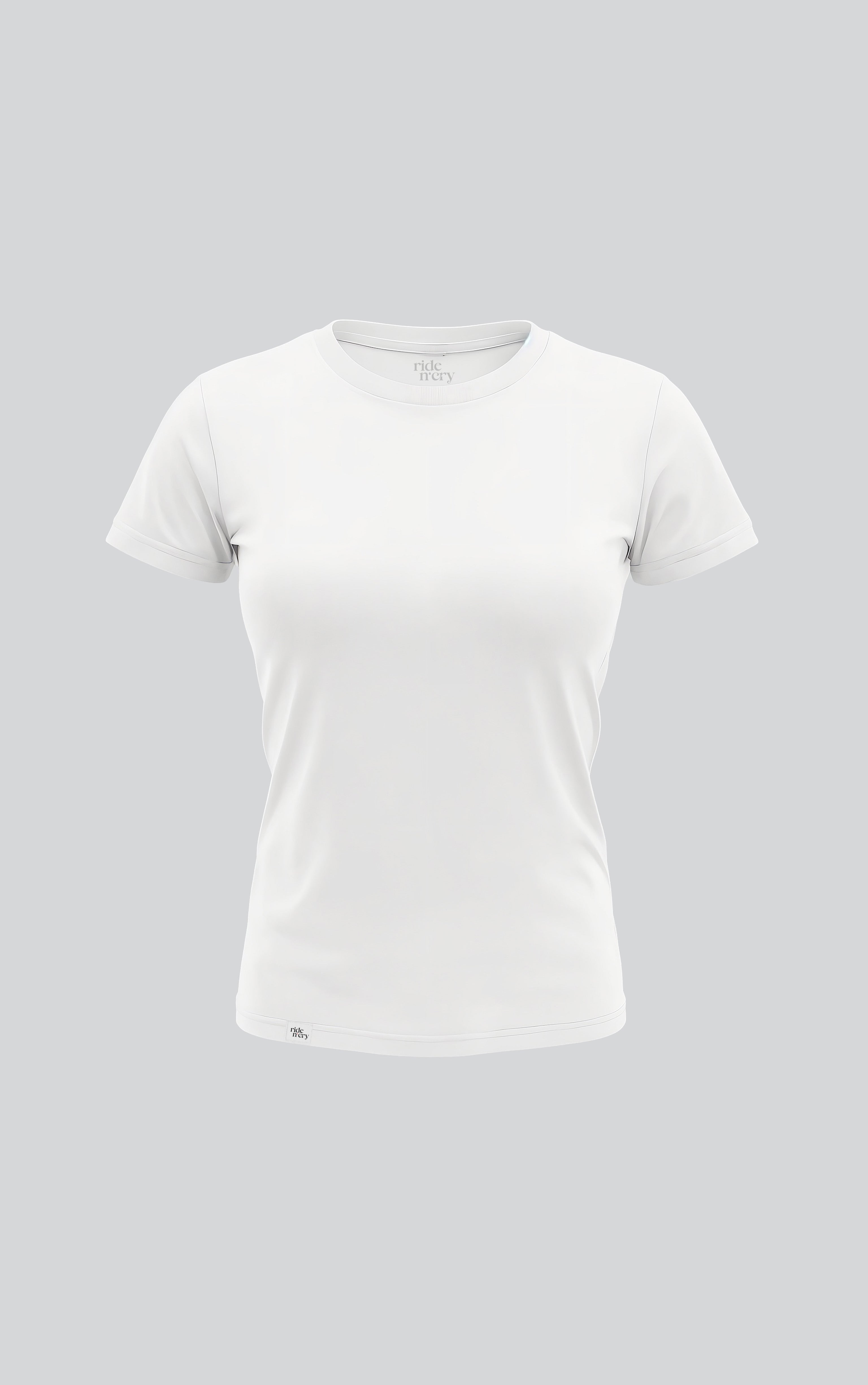More Amore, Por Favore – Bela Ženska Streetwear Majica