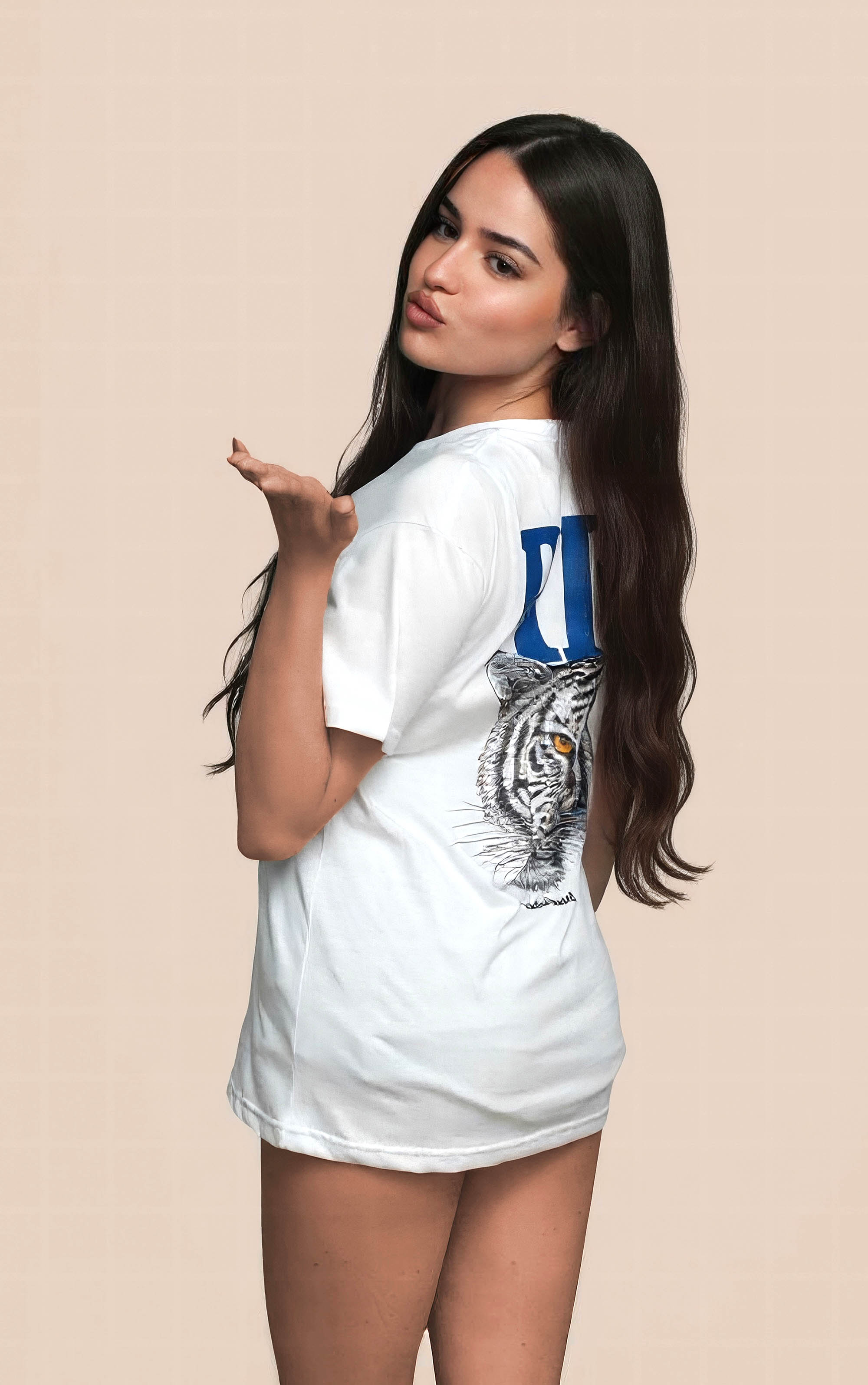 Ride Loud - Bela Ženska Oversized Streetwear Majica